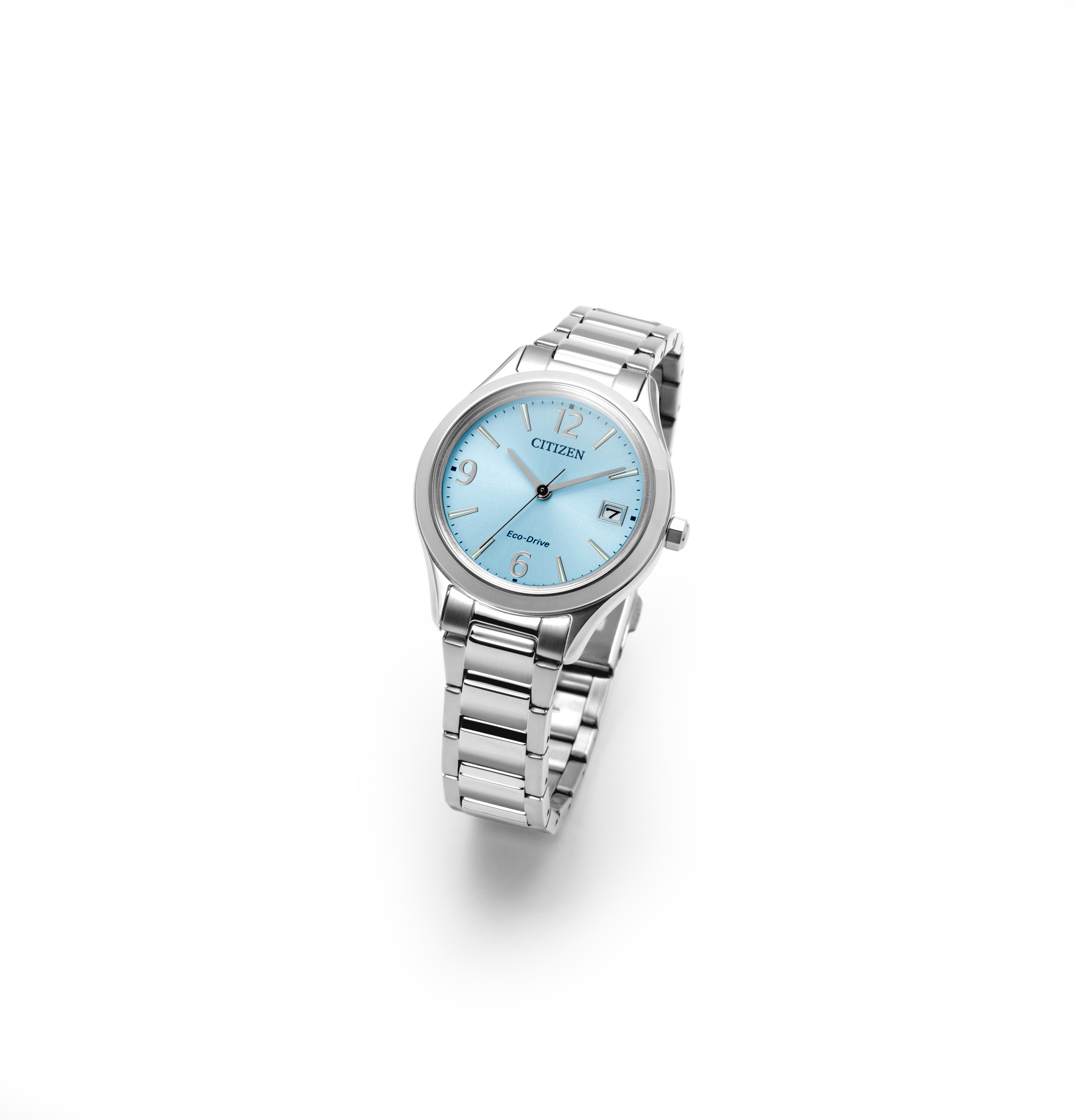 Silberne Armbanduhr mit hellblauem Zifferblatt und Datumsfenster, schlicht