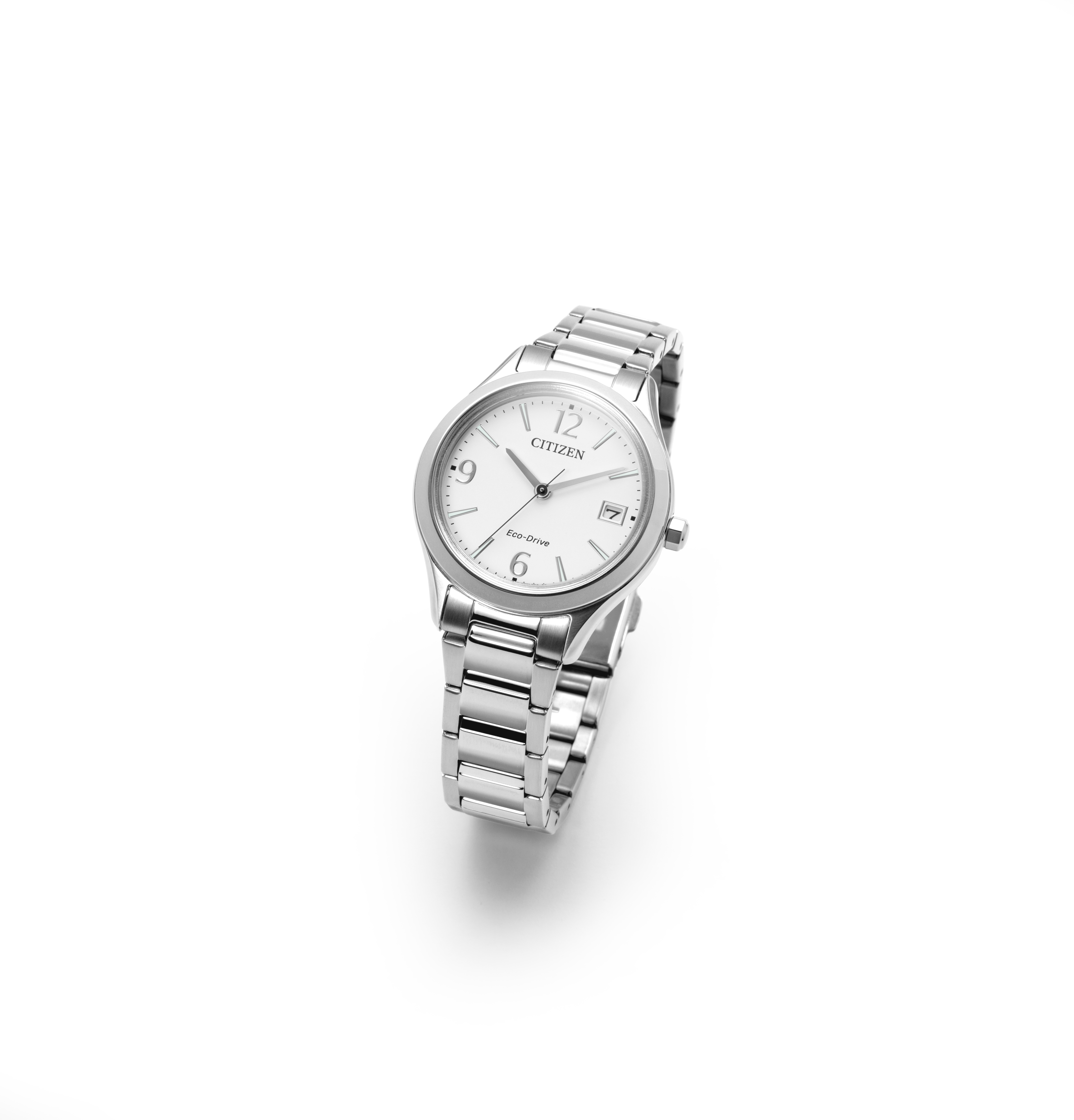 Silberne Armbanduhr mit weissem Zifferblatt und Metallgliederband