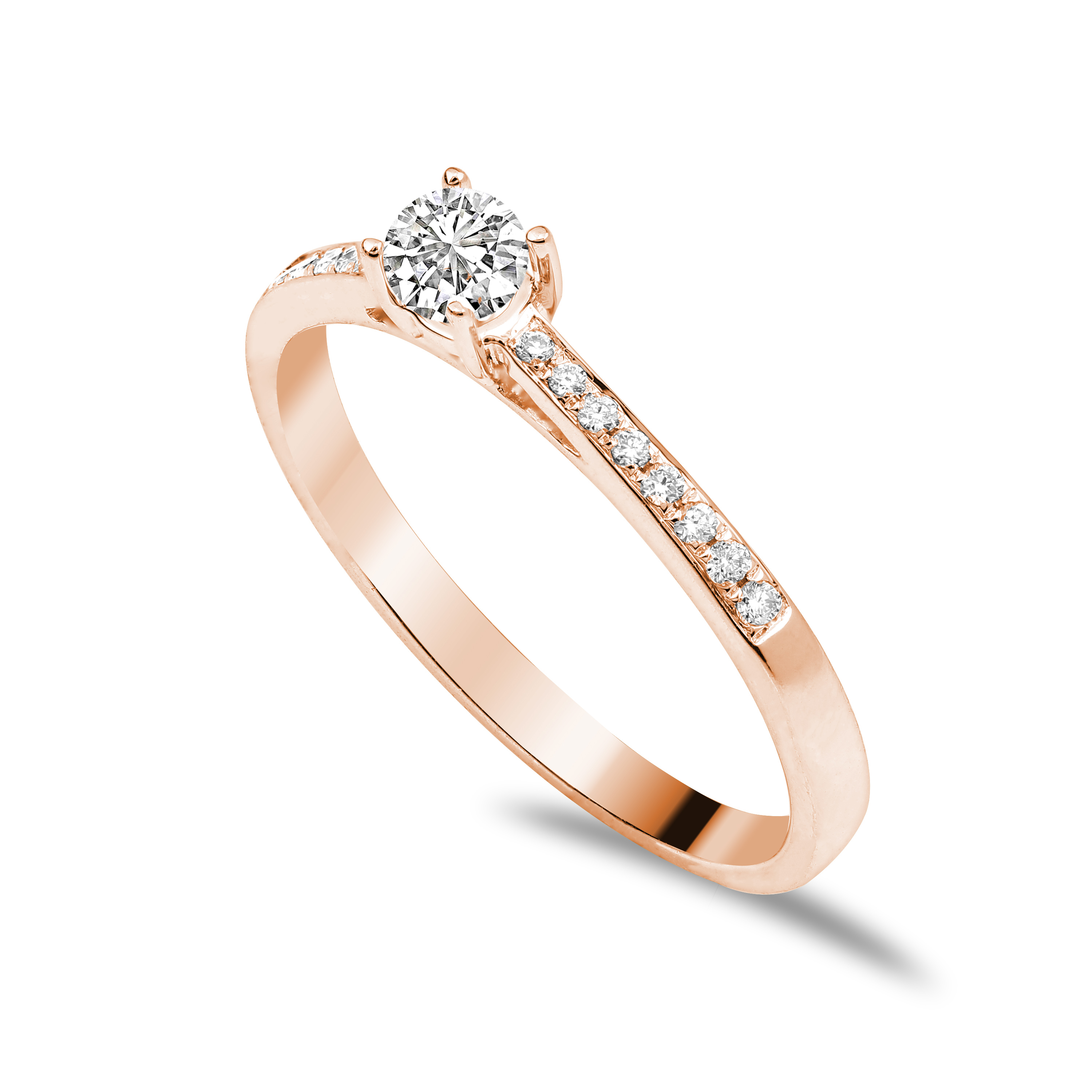 Roségoldener Ring mit funkelndem Solitär und Diamantreihe am Band